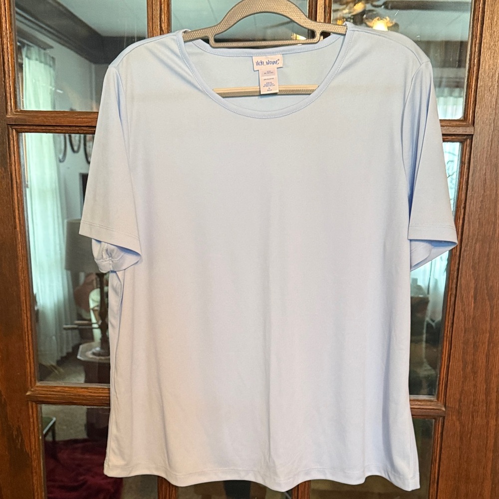 Vicki Wayne Womens XL Light Blue Short Sleeve Crew Neck Polyester‎ Top 3774